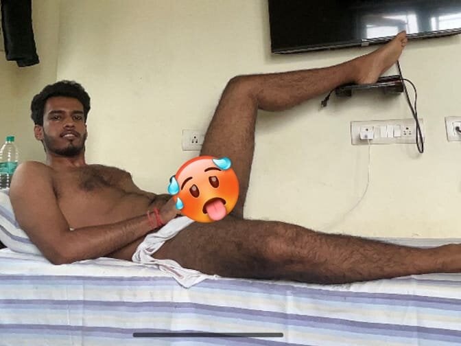 Cam boy nivedthomas01