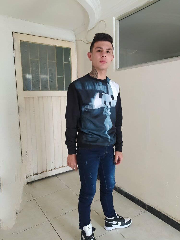 damiansexyboy69