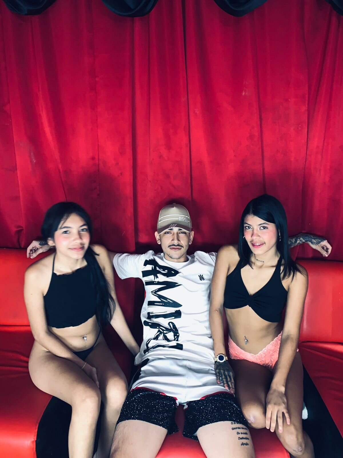Thelux_pleasure66