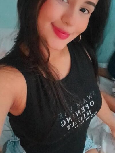 andreanewton from stripchat