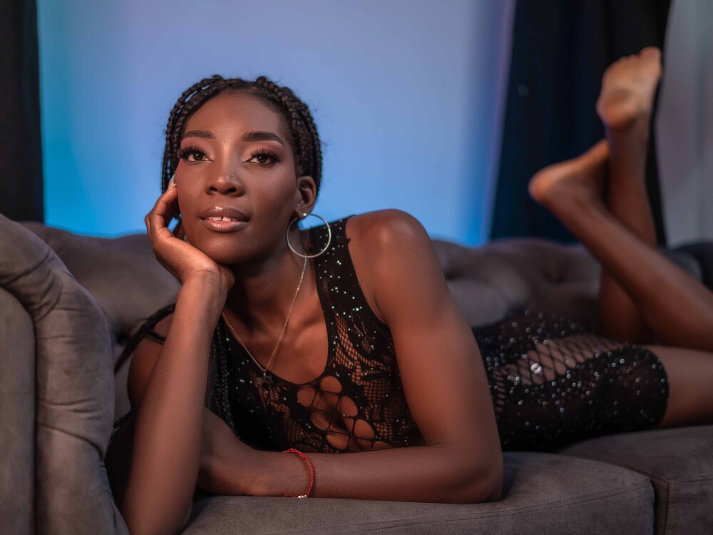 Live sex webcam photo for Marilyn_Rios #289935724