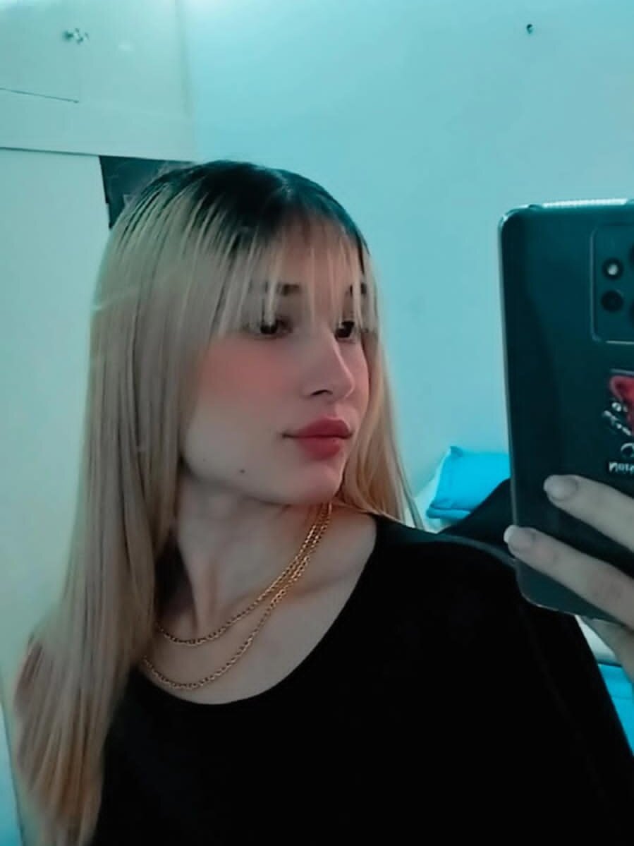 stripchat _mia_harper webcam profile pic via livesexr.com