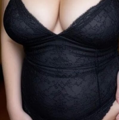 veludolunar on StripChat
