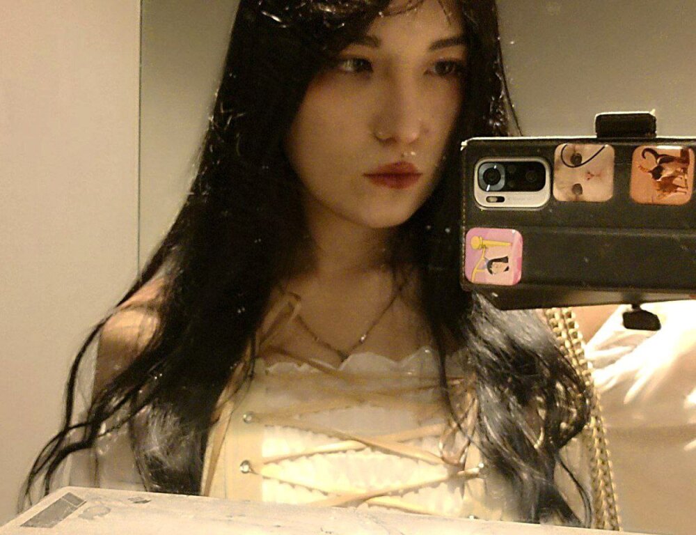 Chat XXX ao vivo de AliceeinWonderlanddd