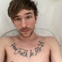 subguyforyou94's Offline Chat Room