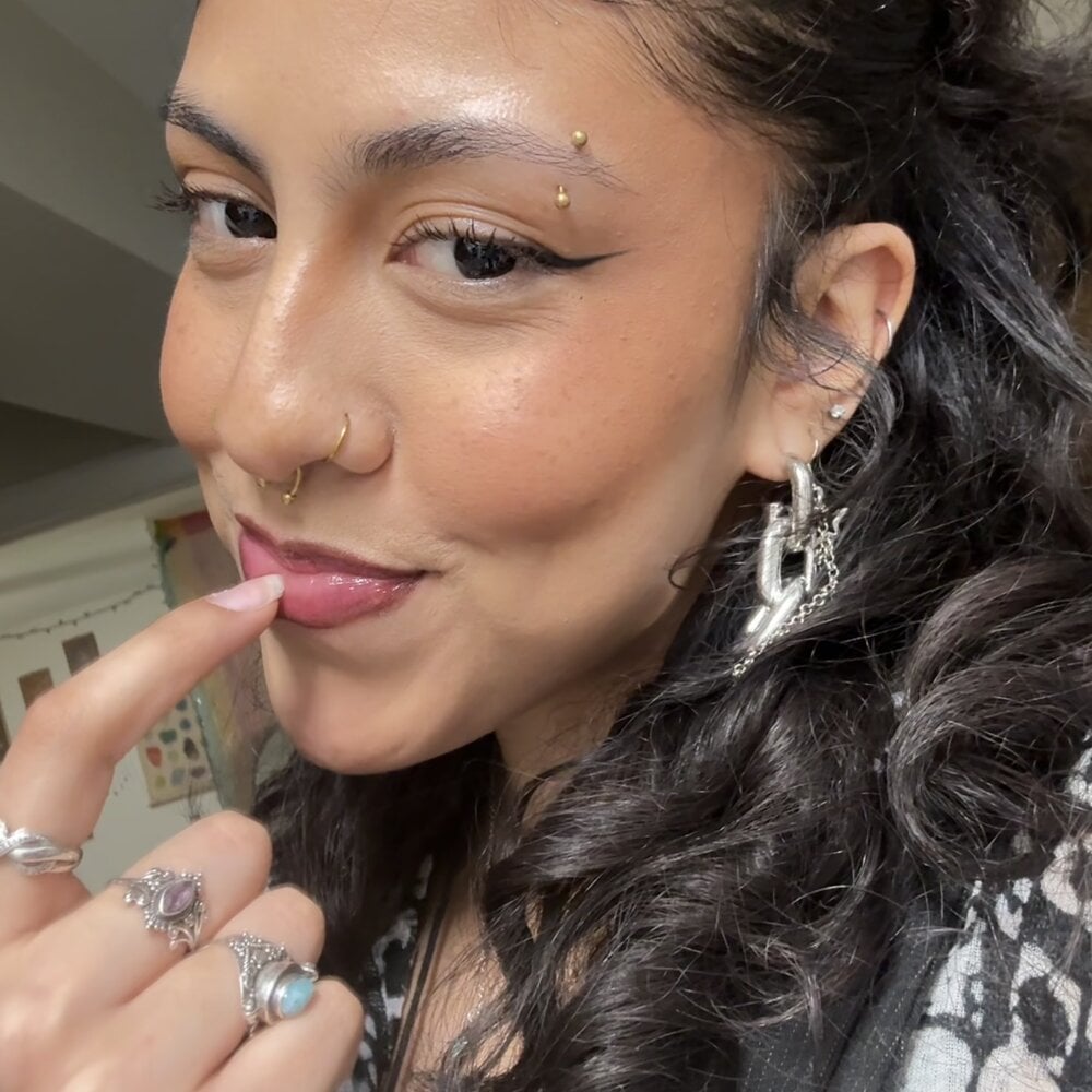 pornos.live soberlessd livesex profile in ssa cams