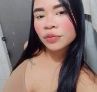 Hot_amazyng_group's Offline Chat Room