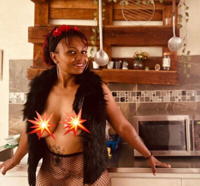 thaylanaa 🍃 naked chat
