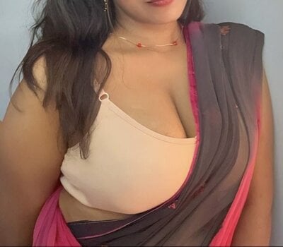 sherlin24 on StripChat