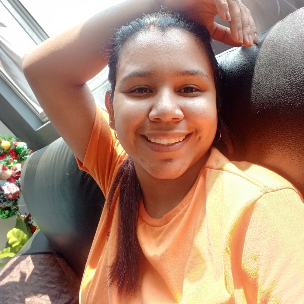 Live sex webcam photo for lucy_hairypussy83 #289895053