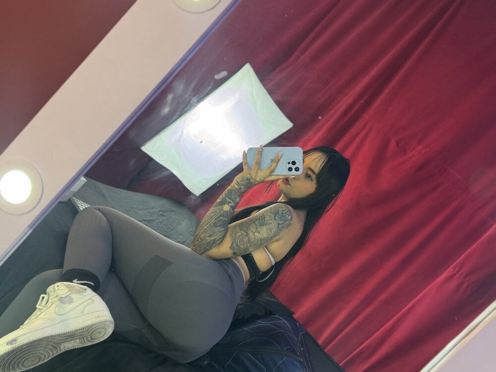 Luci_cam profile