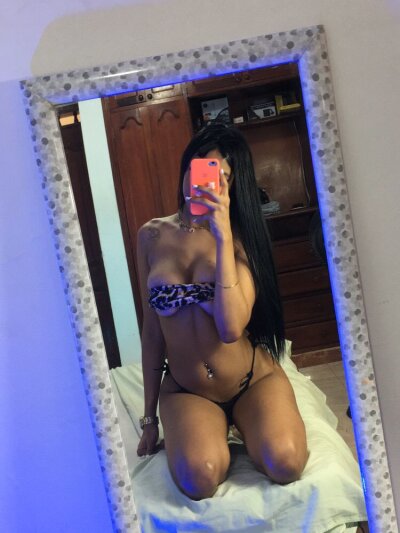adeline18x from stripchat