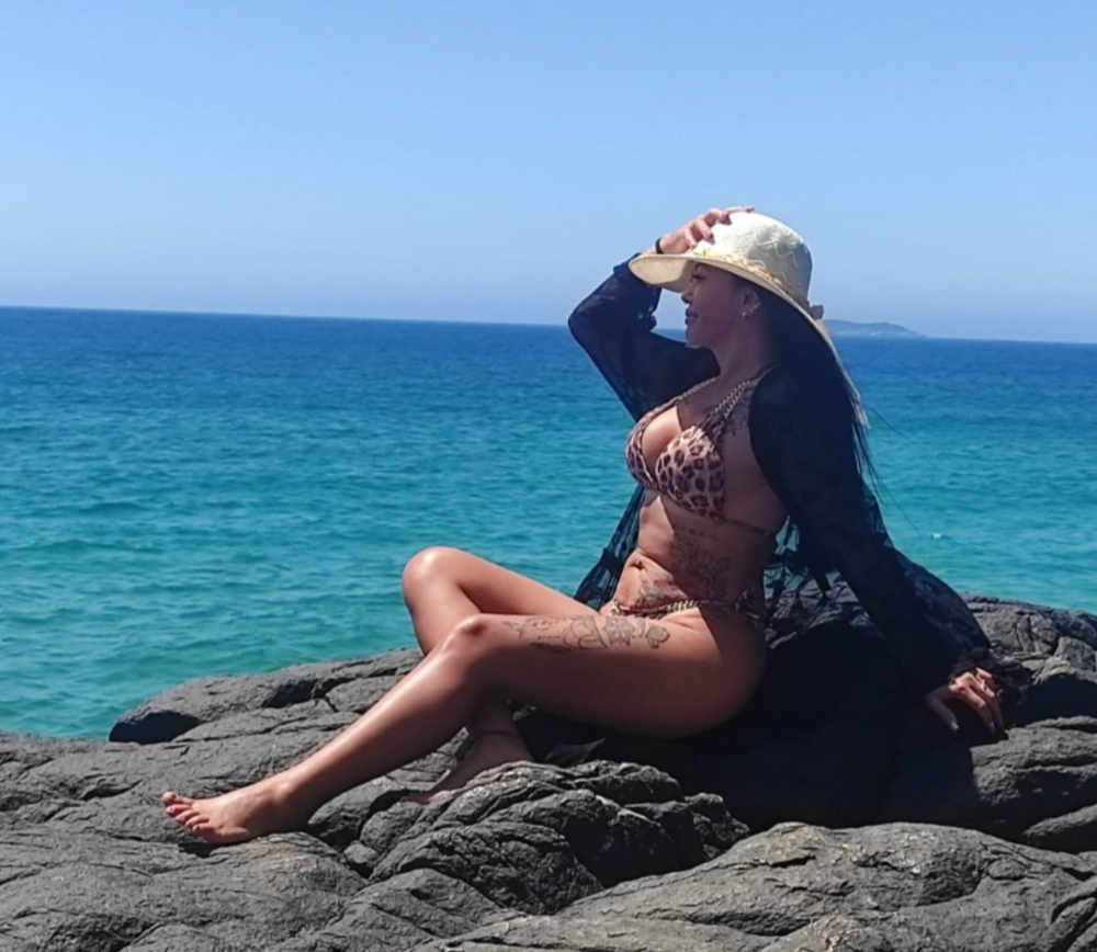 livestrip-joy.com misticmaya livesex profile in bisexual cams