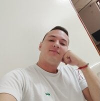 ColSex69's Offline Chat Room