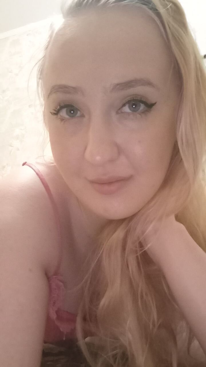 DeboraWebStar