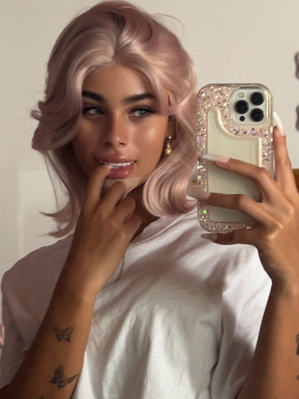 free6cams.com summer_09 livesex profile in i-prefer-to-keep-it-a-secret cams