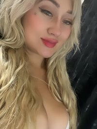 melytom's webcam live show