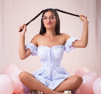 Ary-18 - topless