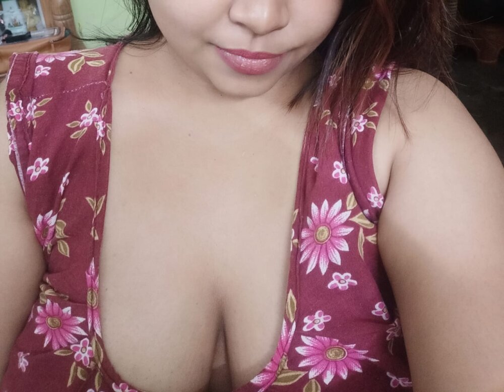 Priya-boudi2's Offline XXX Chat