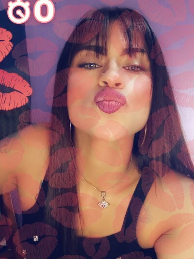 Flacaa1996 Live Cam on StripChat and RICams