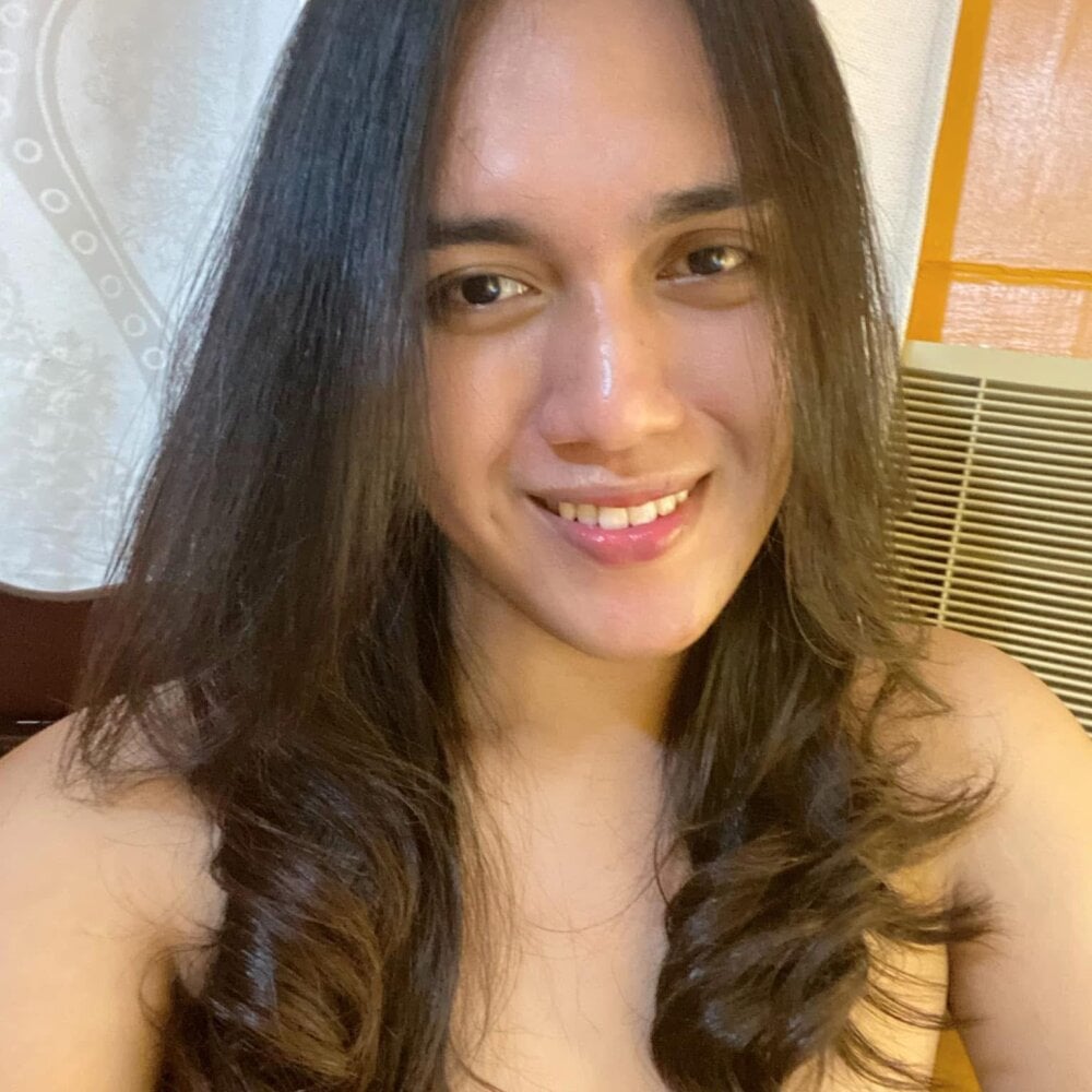 saucy_claire from stripchat