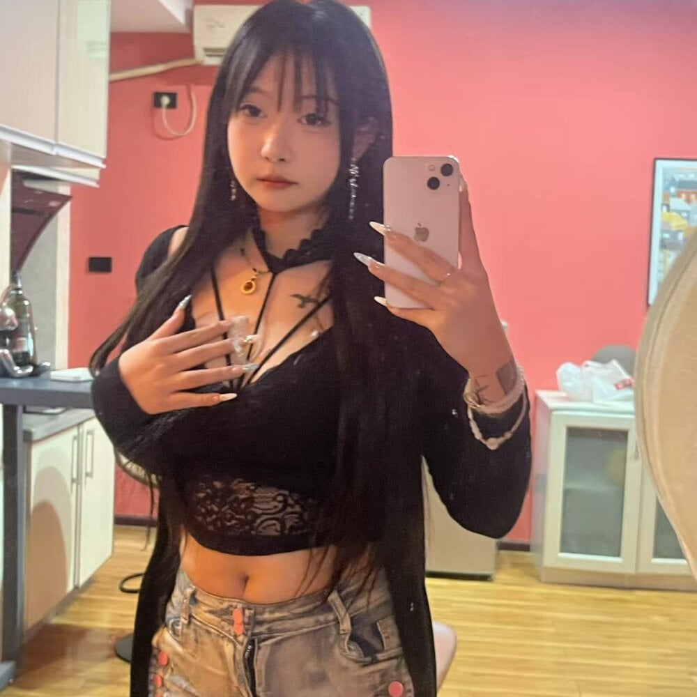 cheapadultsexcams.com xixi-baby712 livesex profile in granny cams