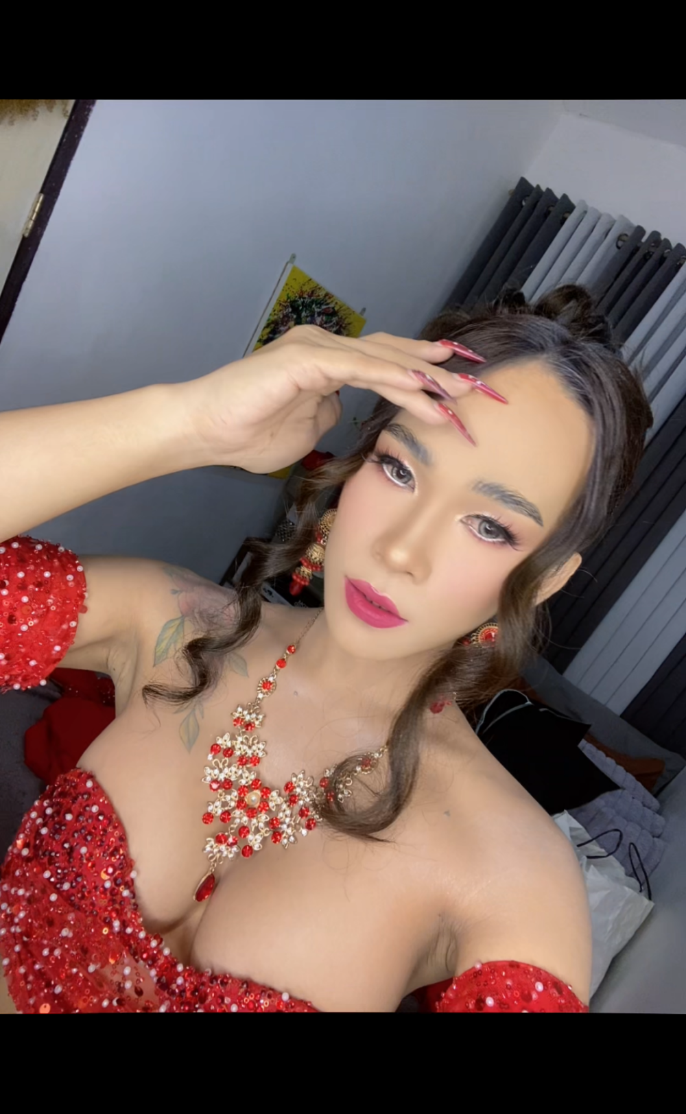 famous_girl69's most recent online preview