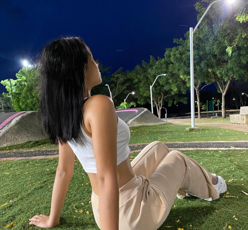 Zoe-hotx profile