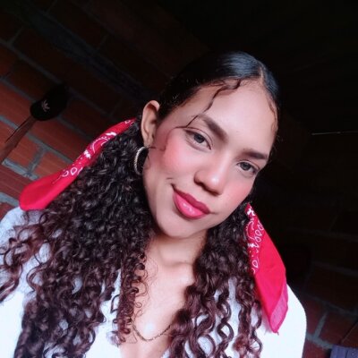 hanna1ht from stripchat