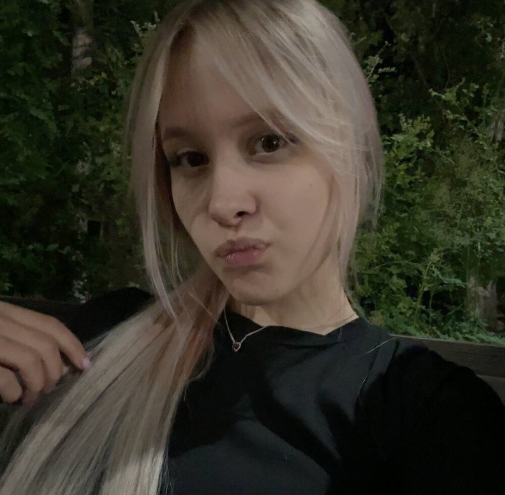 pornsexycams.com aunclreavache livesex profile in island-of-beautiful-girls cams