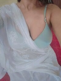 Niveda_Telugu's webcam live show