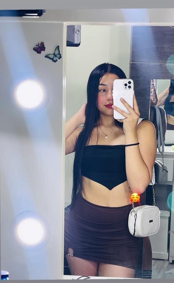 Alanagp live cam model at StripChat