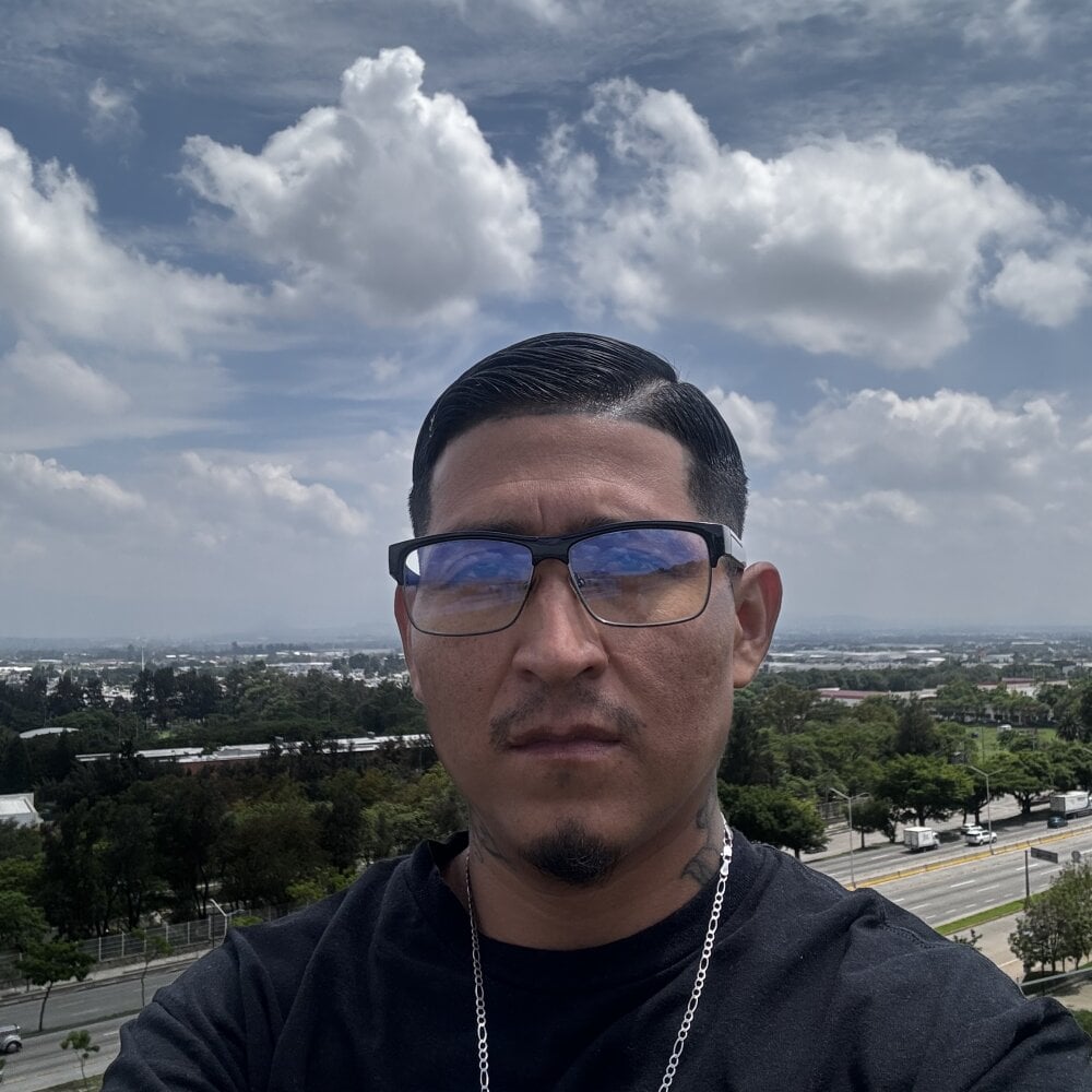 daniel7131 from stripchat