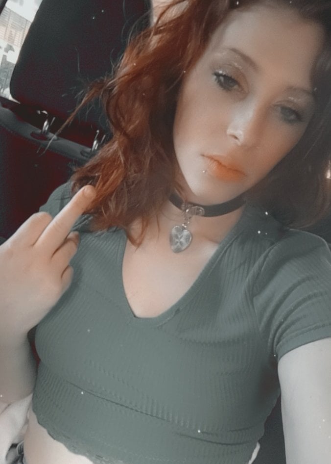 spoiledbratxx's Offline XXX Chat