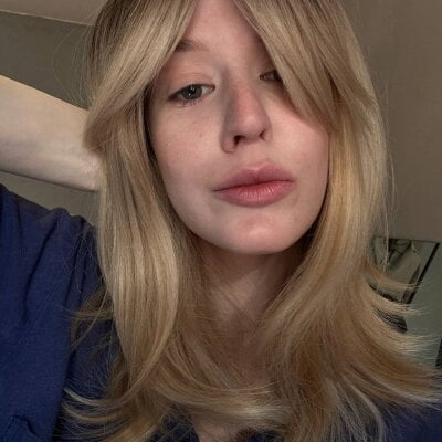 candyce_shop from stripchat