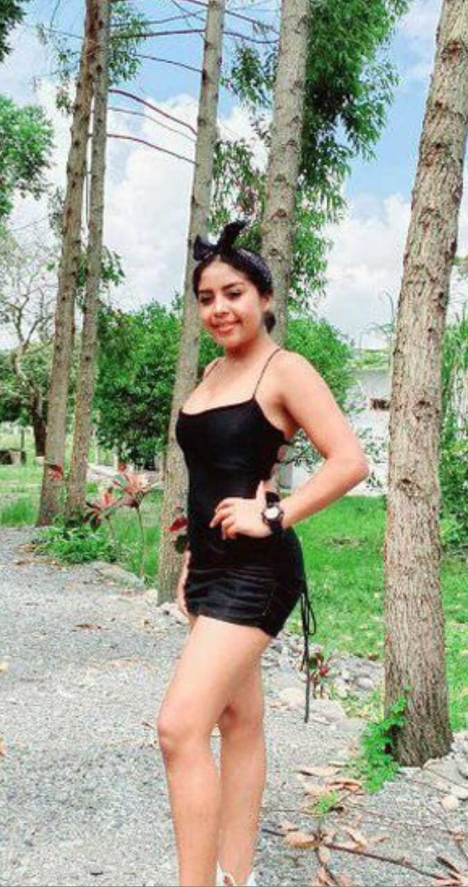 Martina_Petite_