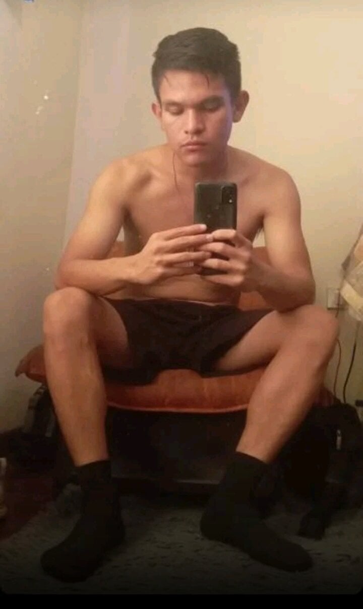 DanielRI_96 Cameră chat offline