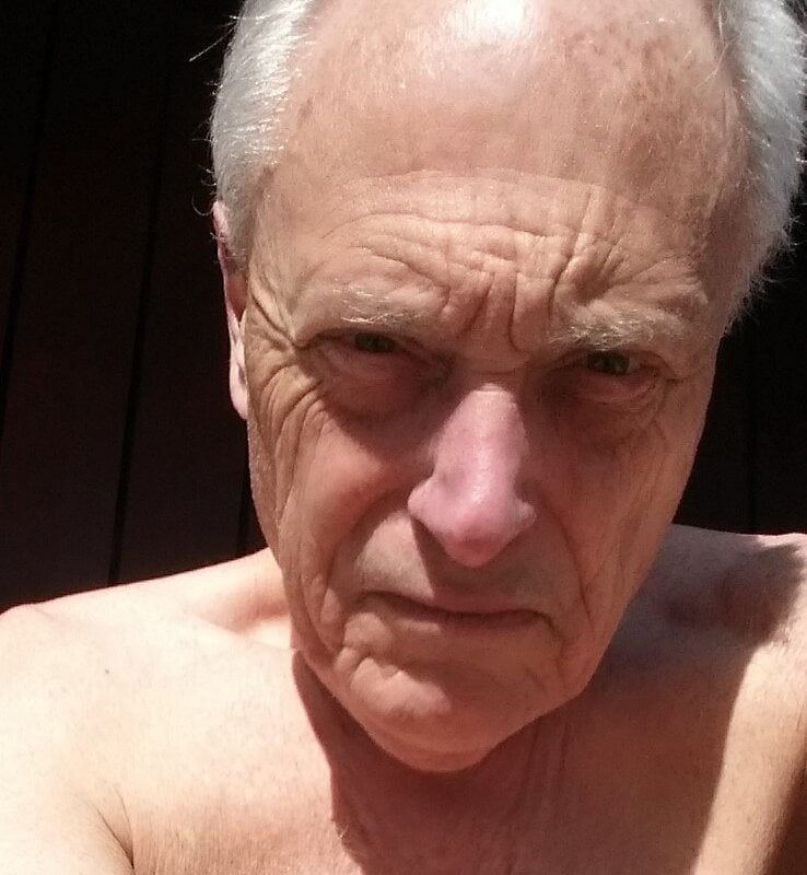 chrisbertilsson from stripchat