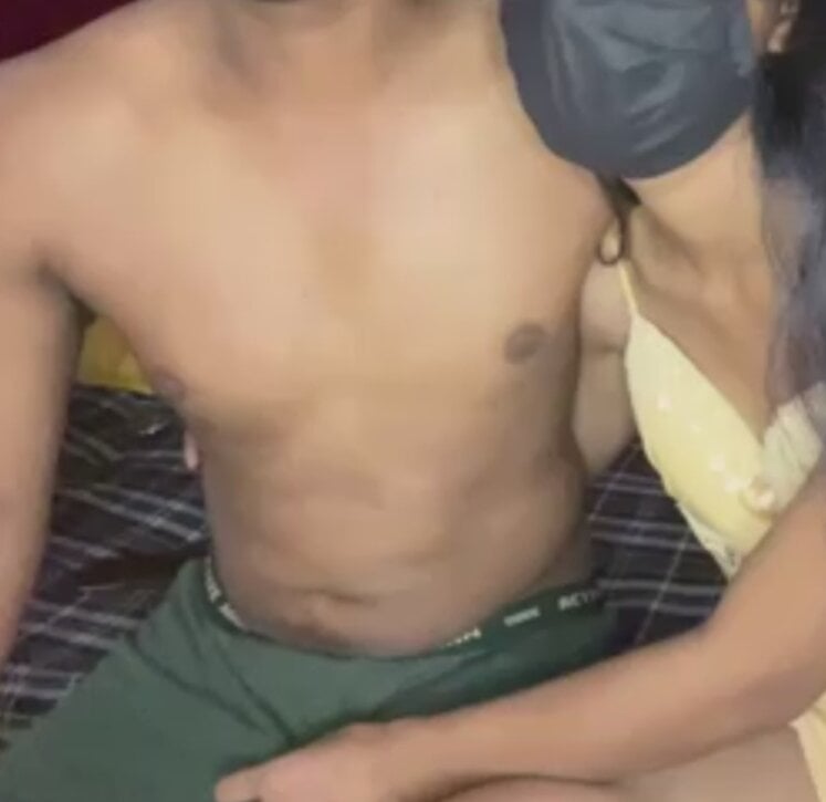 HOTTPOOJAA live cam model at StripChat