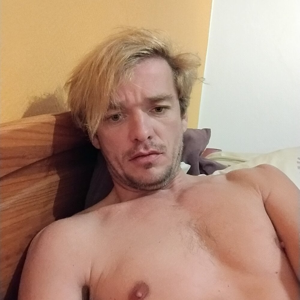 Paskaska's Offline XXX Chat