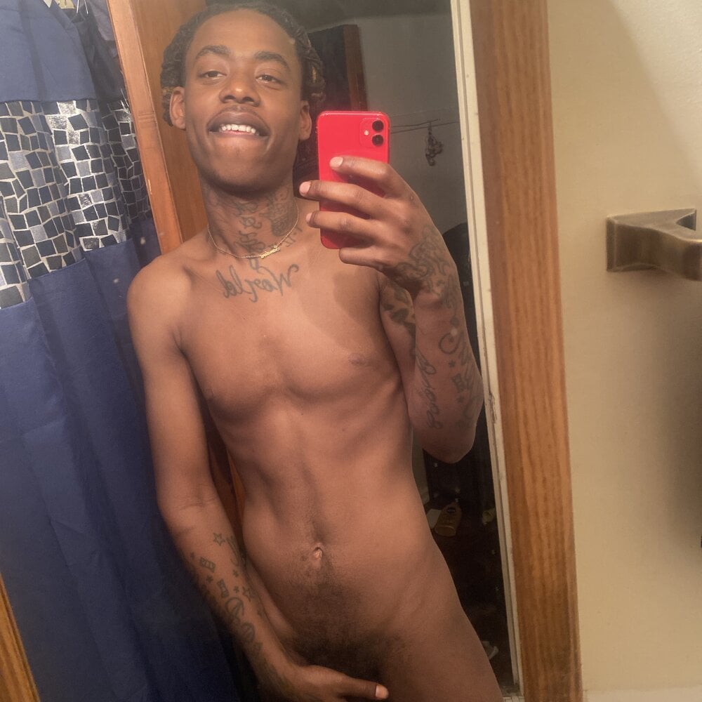 slimgod13's webcam live show