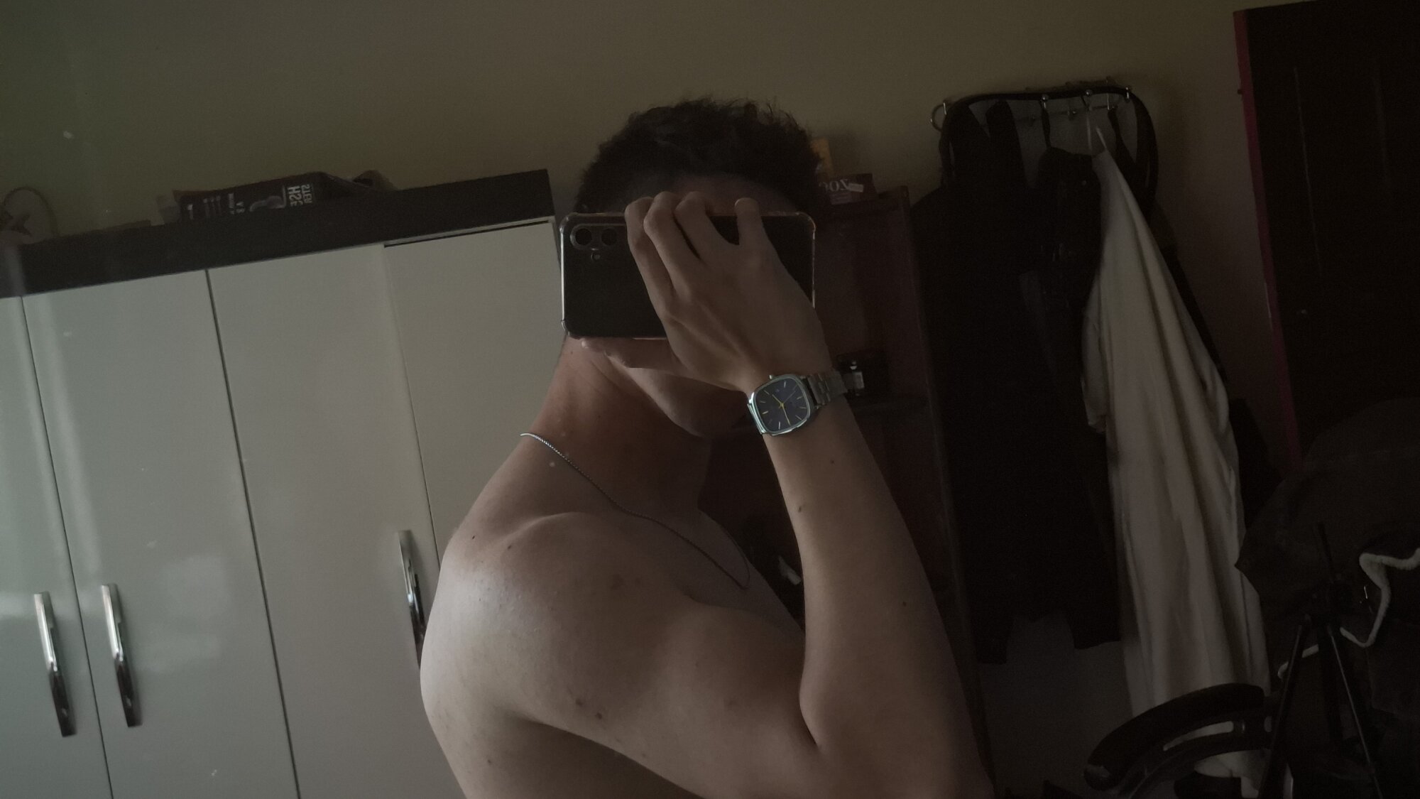 Maiklatinbi_26
