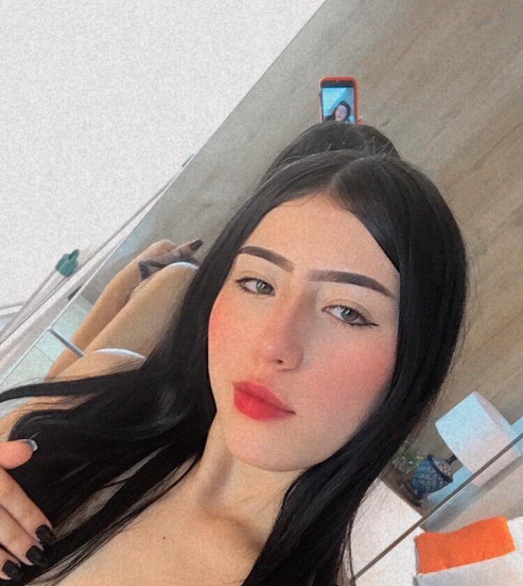 kloesmay12 💢 online naked webcam