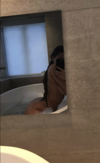 nessaxox's Offline XXX Chat