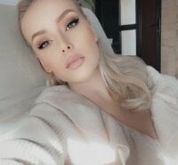 SweetAyra's webcam live show