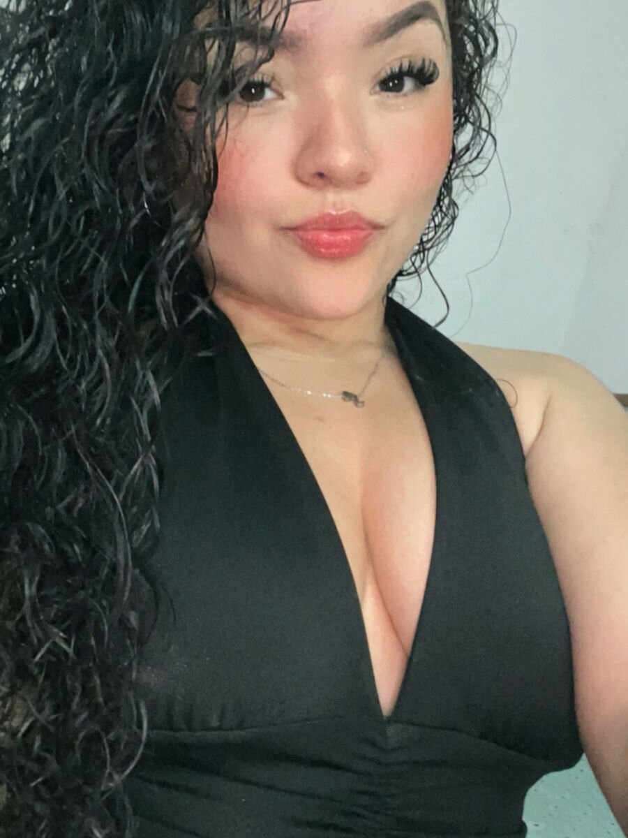 onaircams.com lilithlain livesex profile in call-me-when-u-want cams