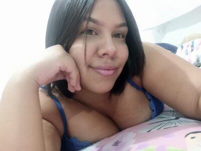 KiimSweettx - Stripchat Girl 