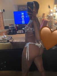 Buttabaebee's Offline Chat Room
