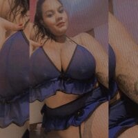 rosenoir_2's Live Sex Cam Show