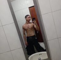 jose_sexycumm's webcam live show